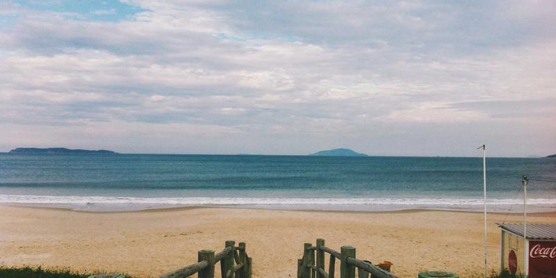 《Adam's Game》如何通过程序化内容生成技术打造无限可玩性的关卡与道具系统