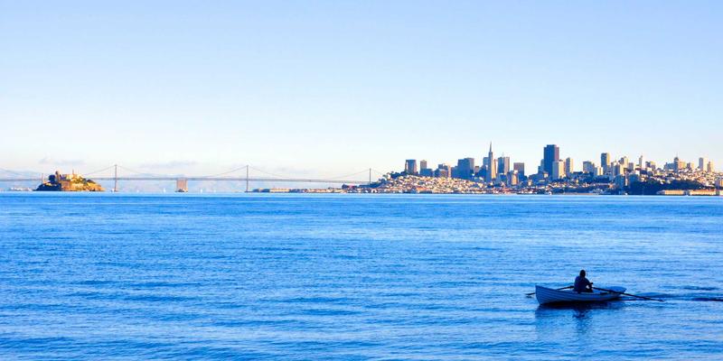 从复古游戏到现代设计：游戏经济系统与数值平衡如何构建持久可玩的虚拟生态