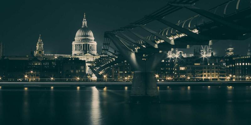 复古与独立游戏的灵魂：像素艺术下的虚拟经济系统设计